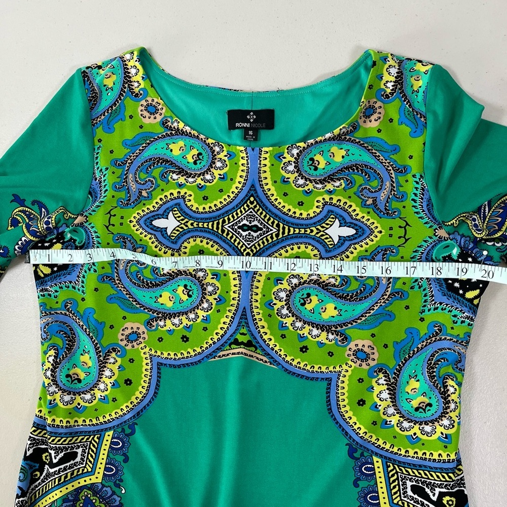 Ronnie Nicole Elegant Paisley Print Green Dress. Size 16 - Picture 11 of 14